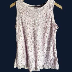 🌸Adriana Papell Stretchy Lace Top Lilac S